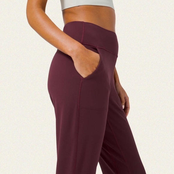 Lululemon Align Jogger 28"' - Picture 4 of 8